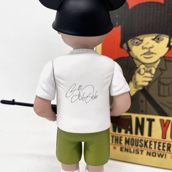 SIGNED [2012] Bob Dob's Mouseketeer Army [SKULLY] 7.5" Soft Vinyl Figure - Picture 4 of 10